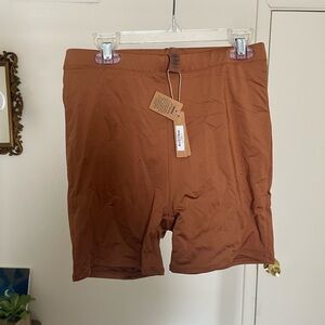 SKIMS copper biker shorts